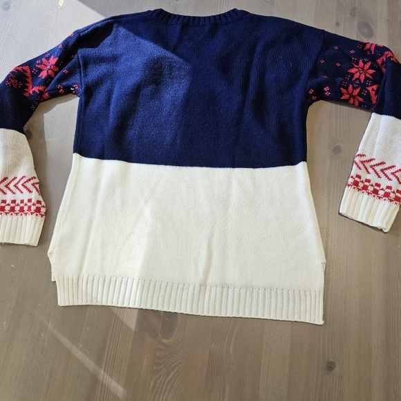 Festive Holiday Ugly Sweater Holiday Traditions Size M - Picture 6 of 7